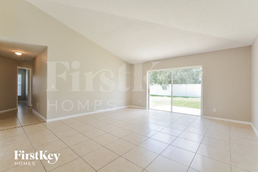 Building Photo - 5216 Sunset Canyon Dr