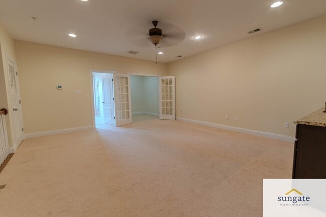 Building Photo - 11227 Terrace Ln