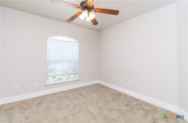 Building Photo - 1108 Copper Creek Dr