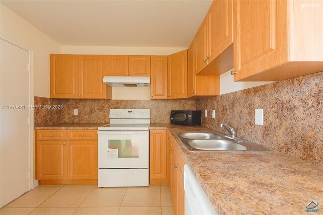 Building Photo - 9974 SW 88th St