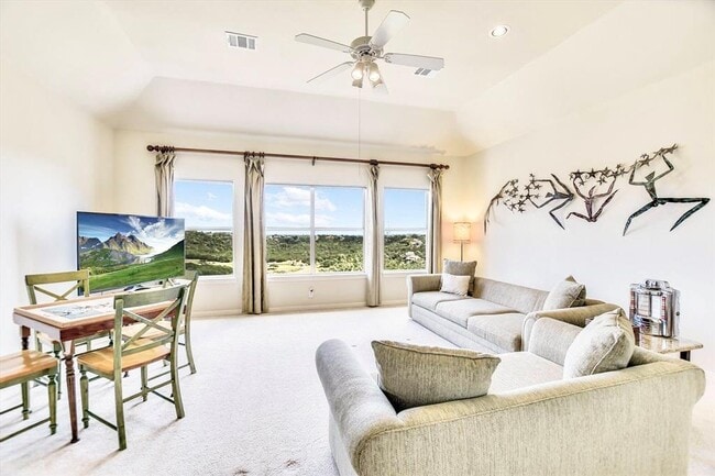 Building Photo - 4545 Golf Vista Dr