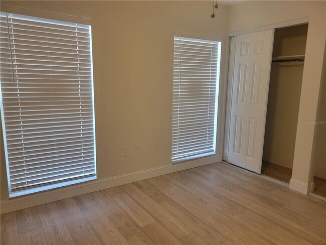 Building Photo - 6412 Wingfoot Cir