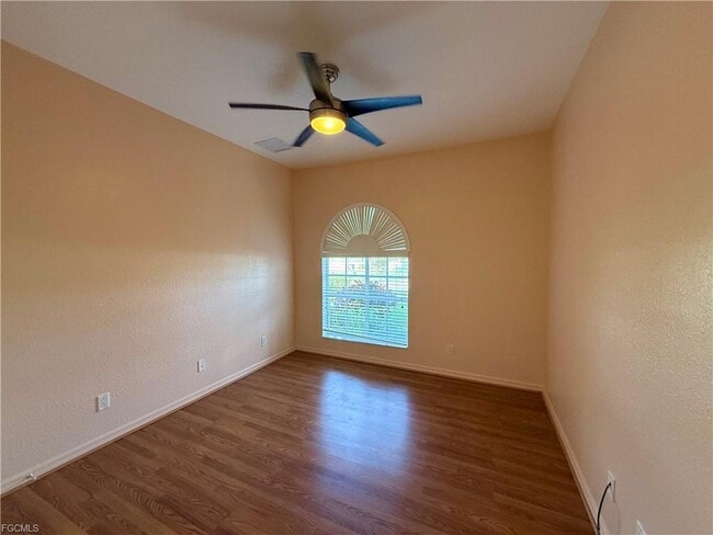 Building Photo - 1700 SW 30th Terrace