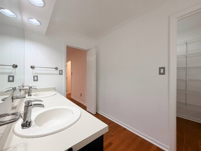 Building Photo - 110 Waltons Creek Rd