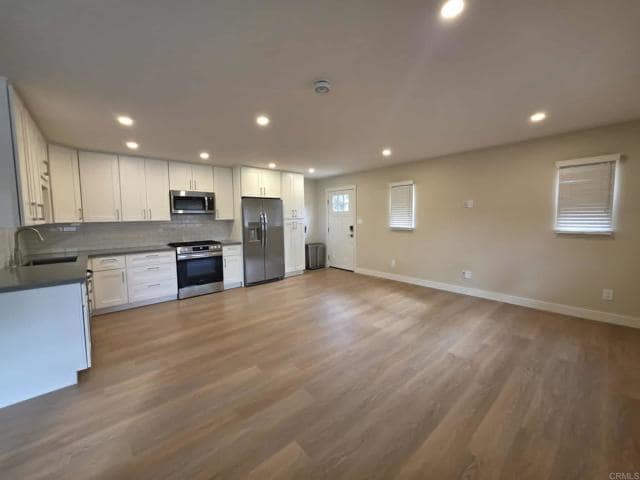 Building Photo - 10579 Oak Creek Dr