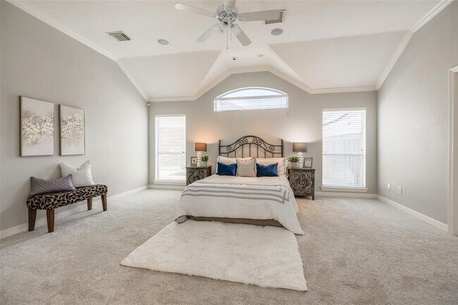 Building Photo - 12011 Arroyo Verde Ln