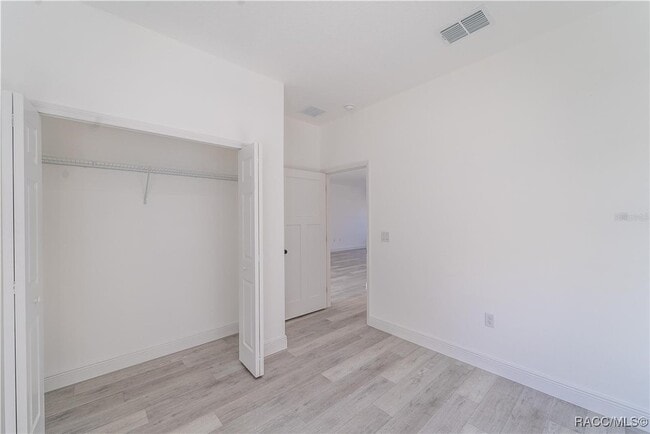 Building Photo - 9521 N Old Mill Way