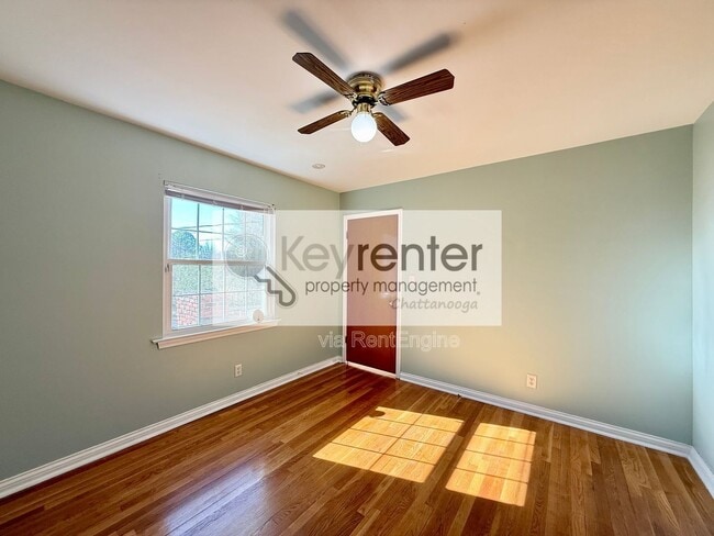 Building Photo - 1322 Koblan Dr