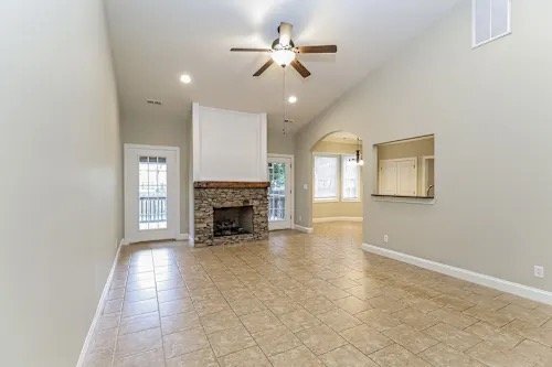 Building Photo - 253 Chuckwood Rd