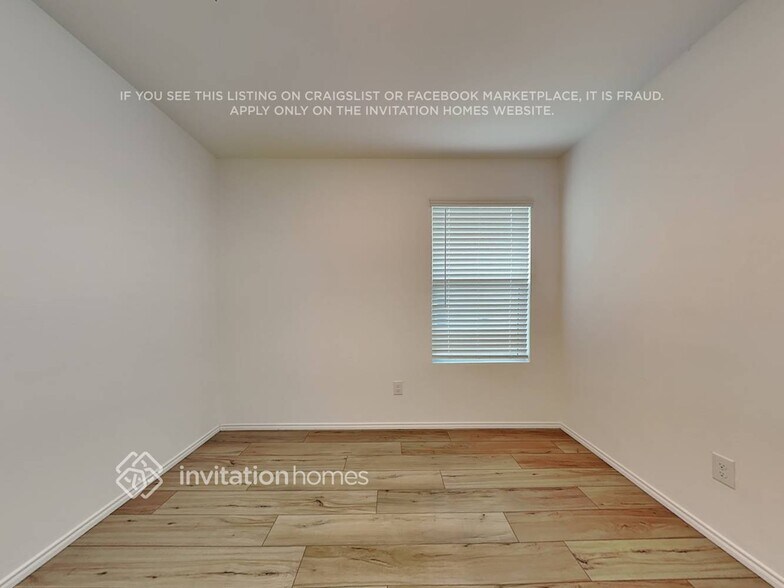 Building Photo - 1338 Mosely Cir