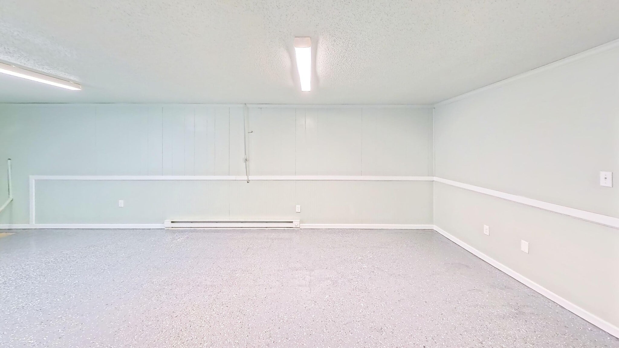 Building Photo - 3695 Weyland Dr