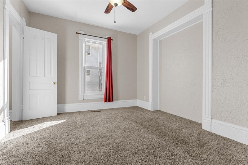 Building Photo - 412 W Genesee St