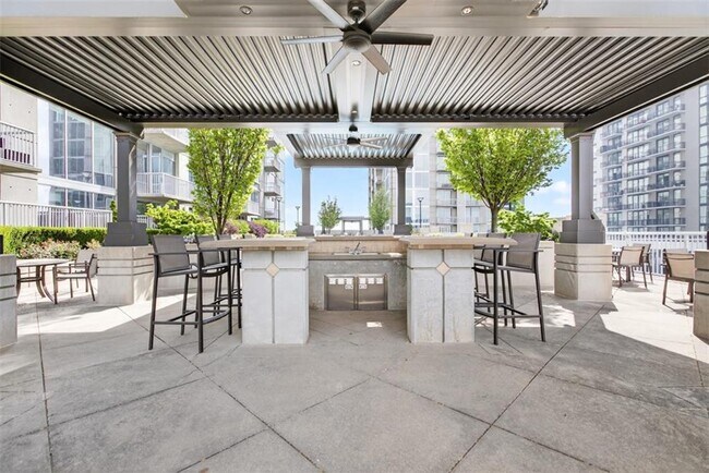 Building Photo - 855 Peachtree St NE