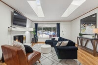 Building Photo - 1639 Toledo Ct