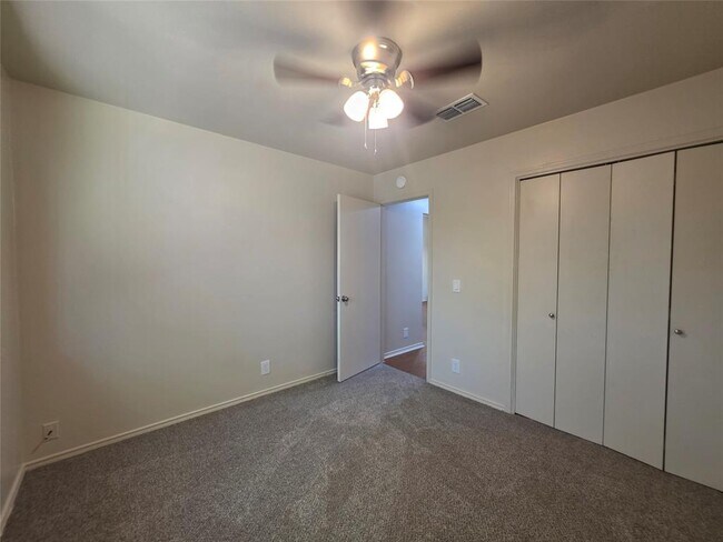 Building Photo - 11602 Maybach Dr