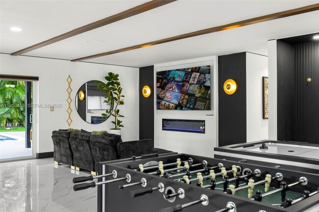 Building Photo - 10366 NW 15th St