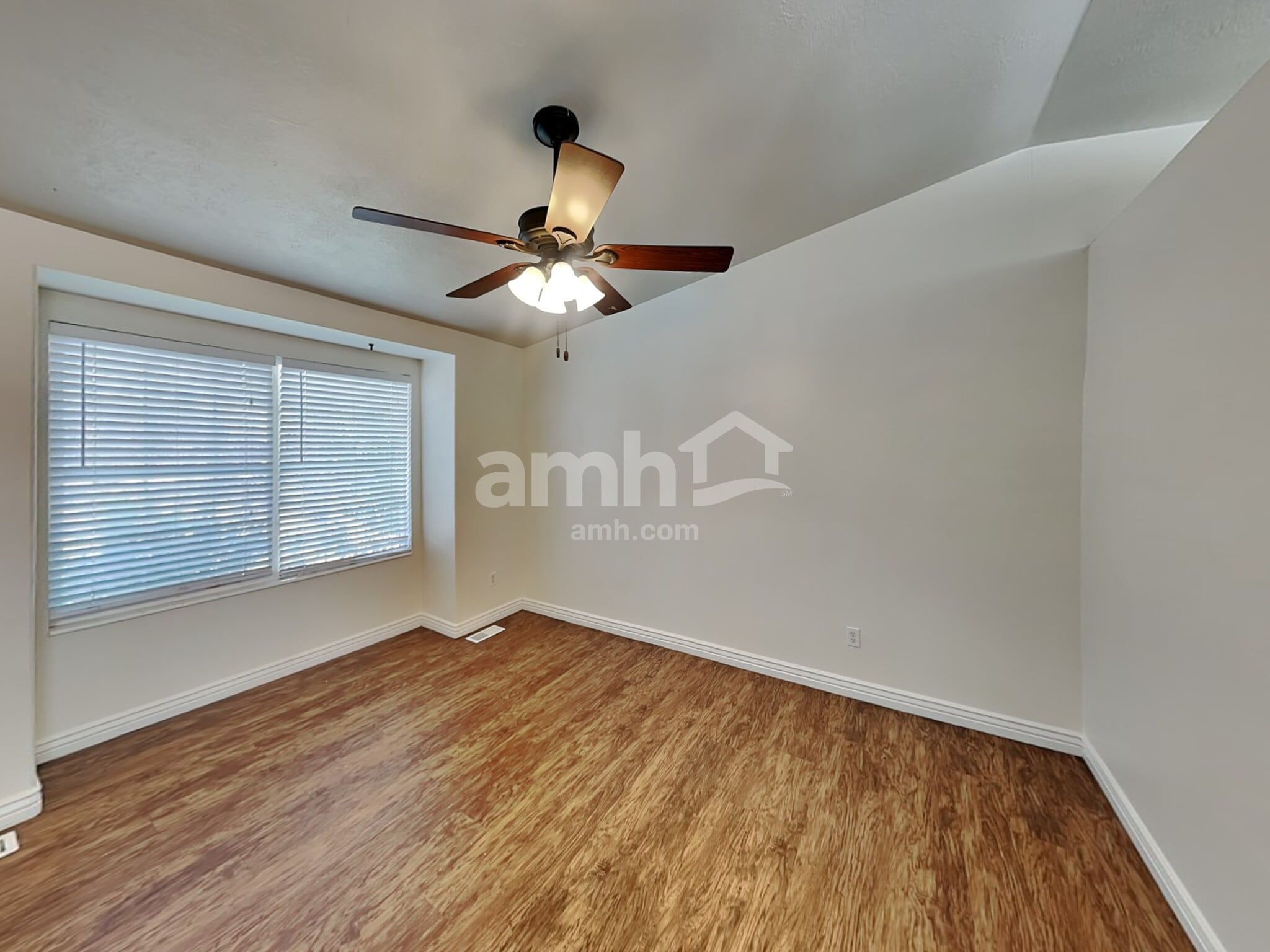 Building Photo - 2436 2940 W