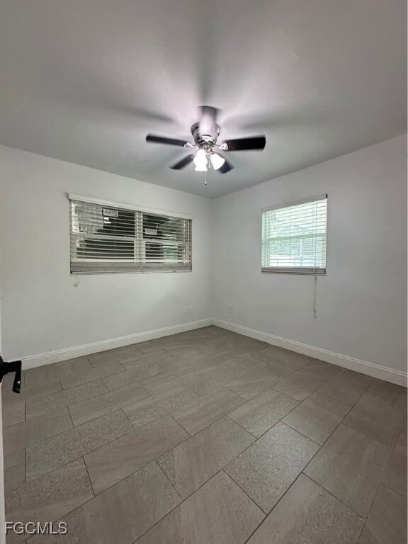 Building Photo - 305 Bougainvillea Rd W