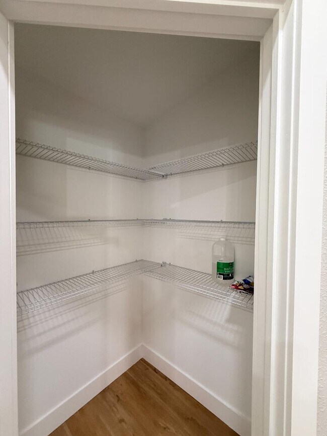 Building Photo - 2186 W G Martinelli Blvd