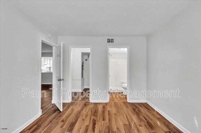 Building Photo - 12510 White Bluff Rd