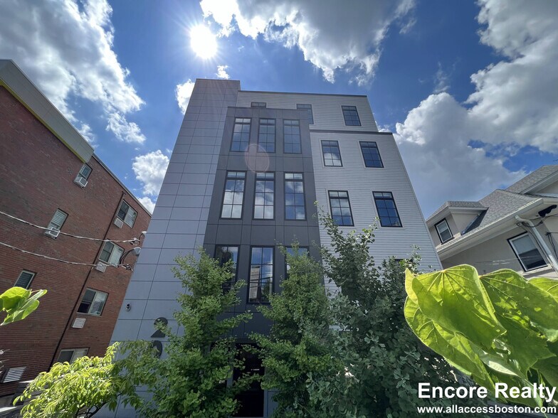 Building Photo - 20 Marion St