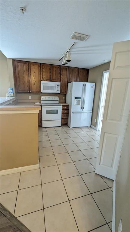 Building Photo - 10166 Regent Park Dr