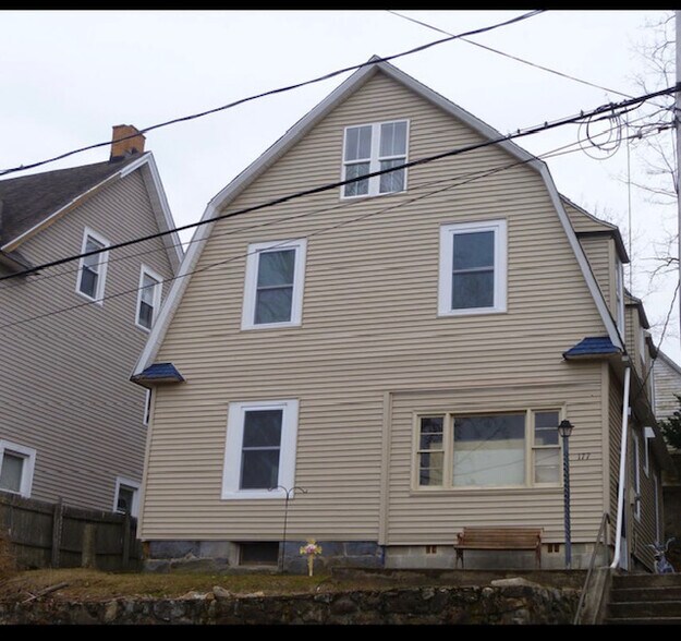 Primary Photo - 177 Cliff St