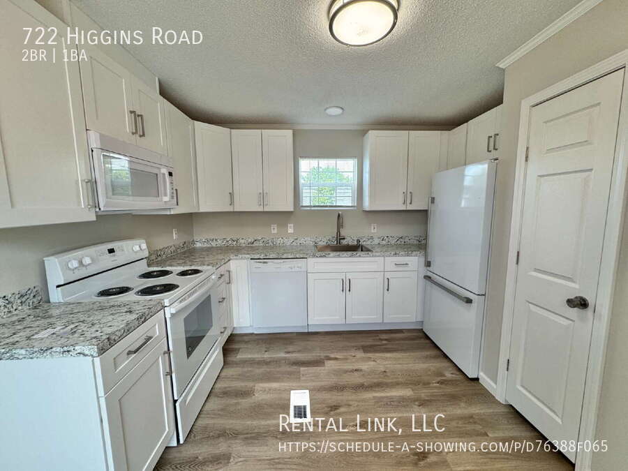 Building Photo - 722 Higgins Rd