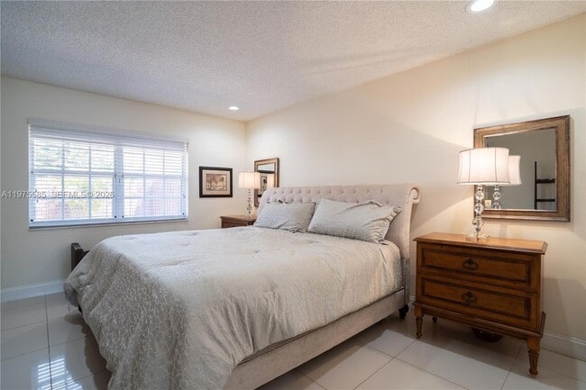 Building Photo - 1457 SW 136th Pl