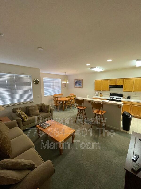 Building Photo - 6080 Ingleston Dr