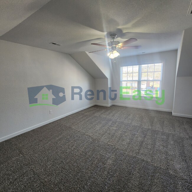 Building Photo - 5201 Askew Rd