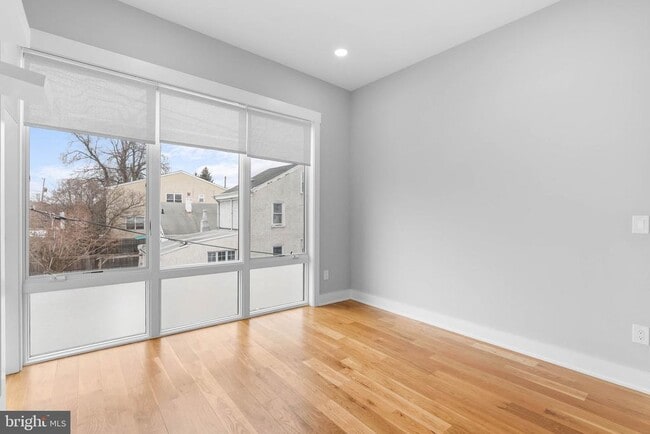 Building Photo - 311 Delmar St