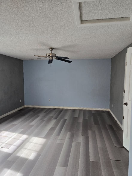 Building Photo - 2001 S Helena St