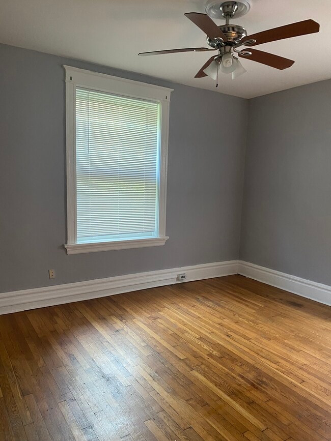 Building Photo - 6003