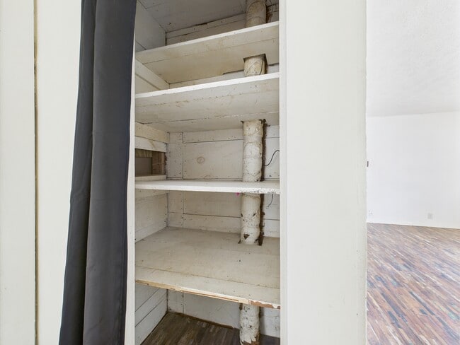 Building Photo - 138 Watson St