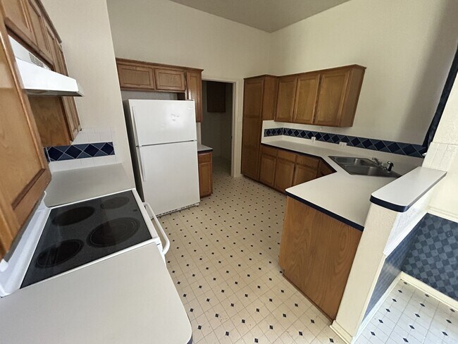 Building Photo - Great Home For Rent