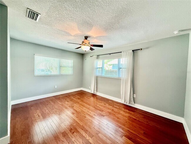 Building Photo - 3419 W Empedrado St