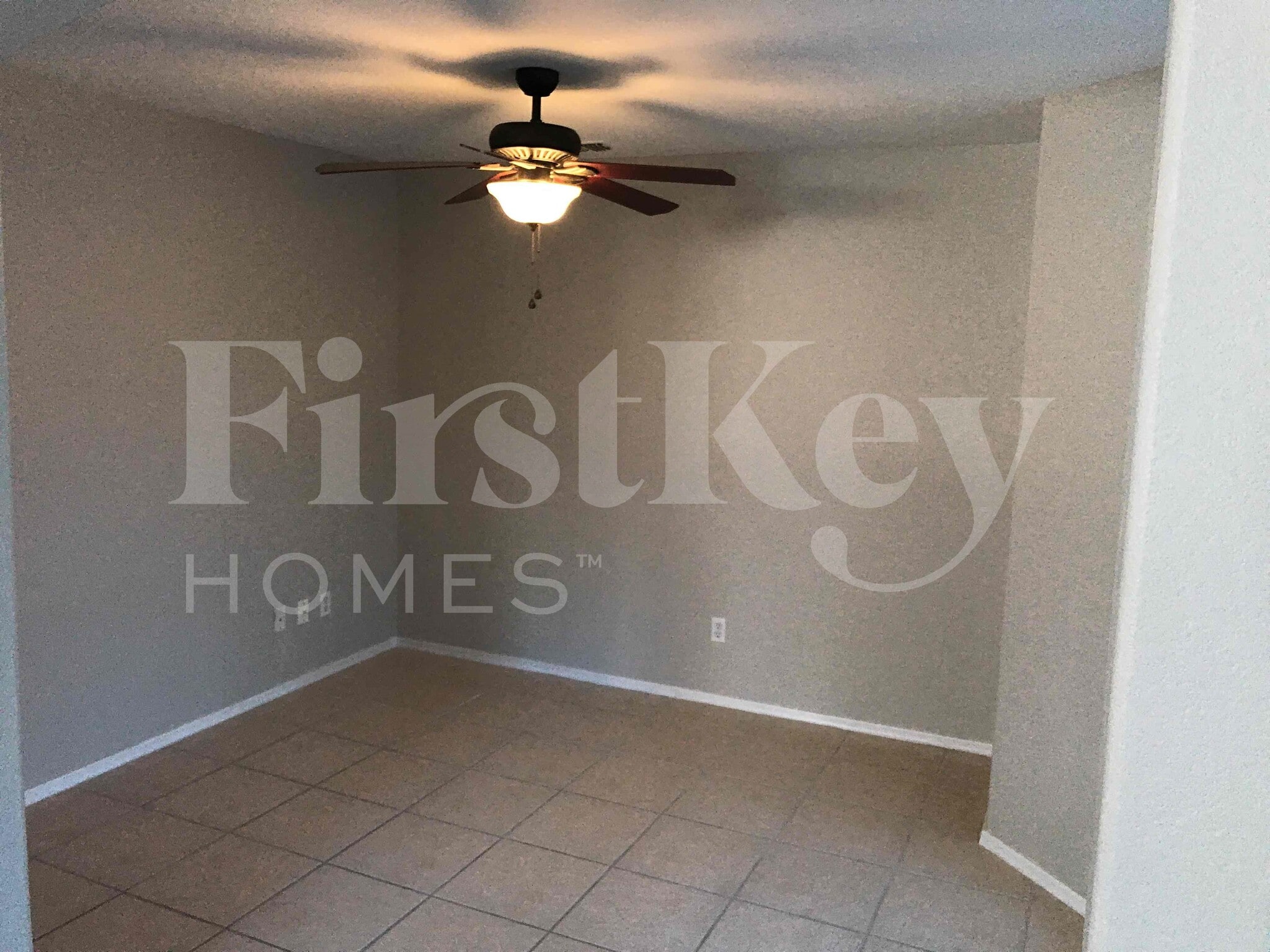 Building Photo - 3313 N 85th Ln