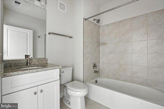 Building Photo - 3927 Fair Ridge Dr