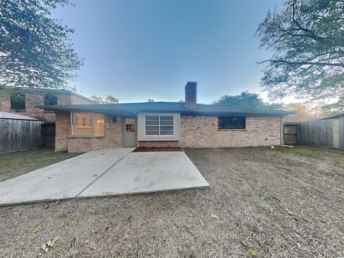 Building Photo - 17435 Bonnie Sean Dr