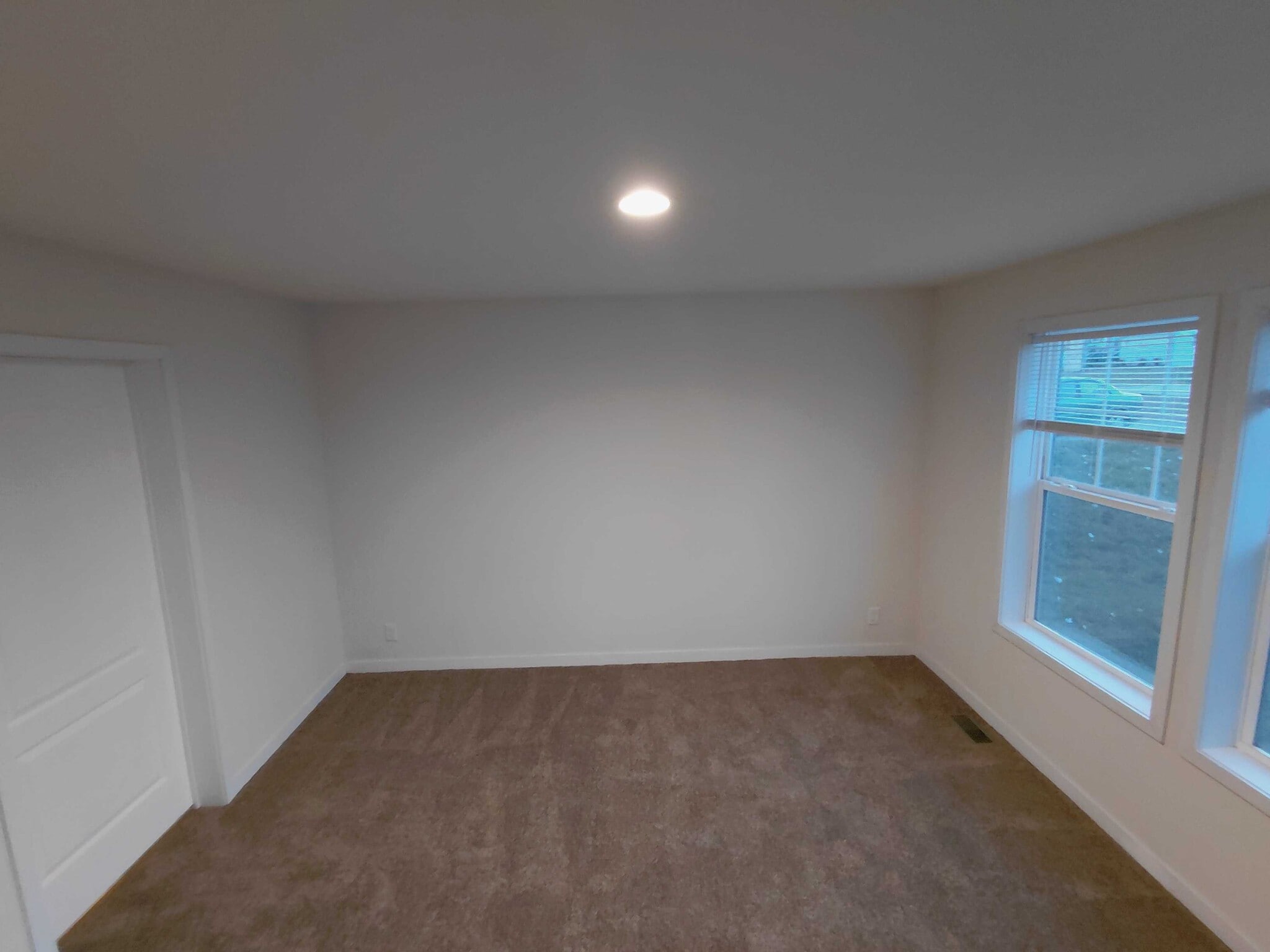 Building Photo - 2014 Gull Ln NW