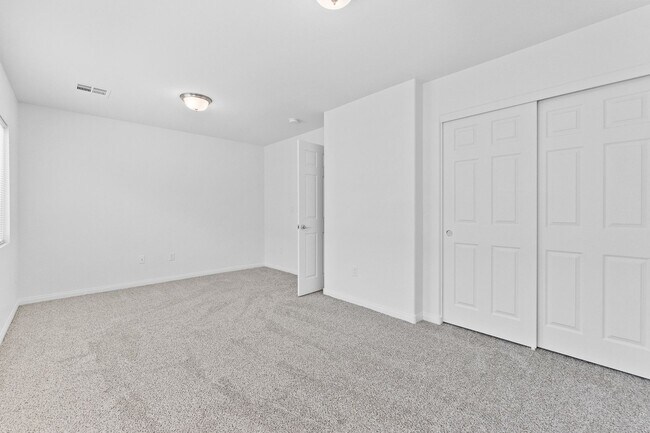 Building Photo - Stunning 4 Bedroom Home in South Las Vegas Area