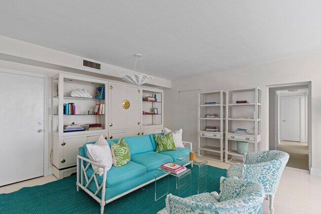 Building Photo - 2800 N Flagler Dr