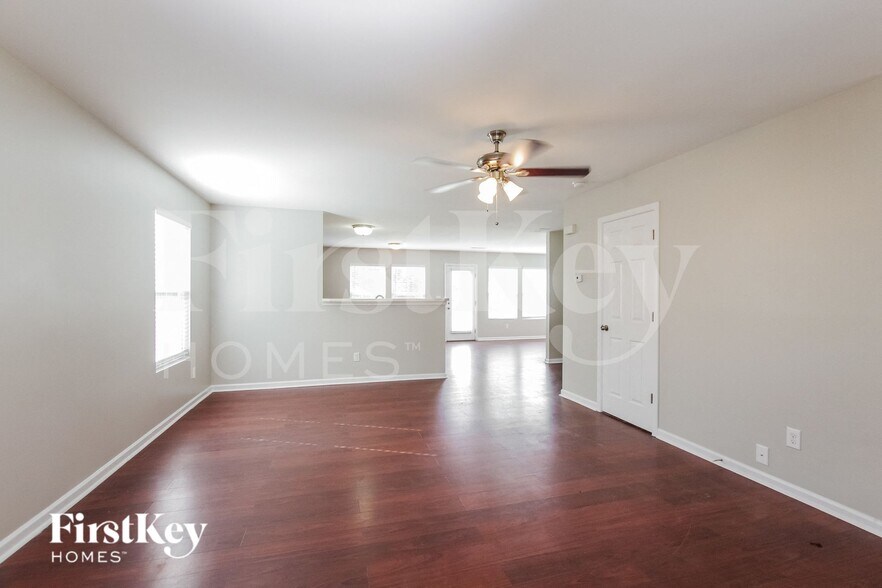 Building Photo - 1425 Logan Patrick Court