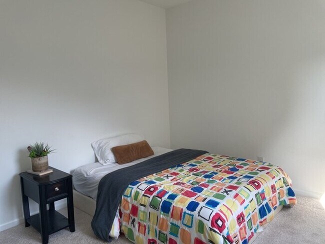Building Photo - Coming Soon – Beautiful Ranch Home in Stra...