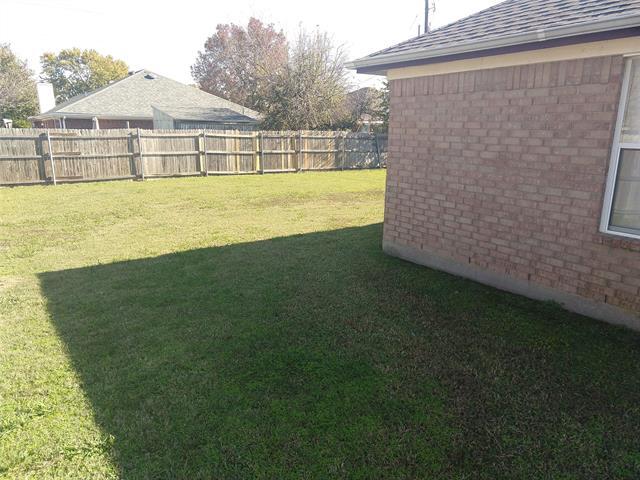 Building Photo - 6401 Brookglen Dr