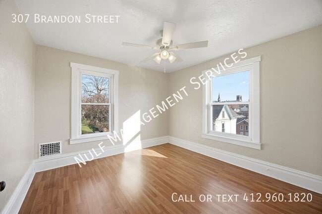 Building Photo - 307 Brandon St