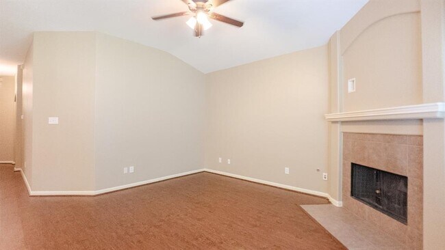 Building Photo - 2614 Orchard Creek Ln