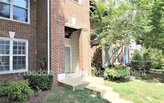 Building Photo - 12624 Fair Crest Ct