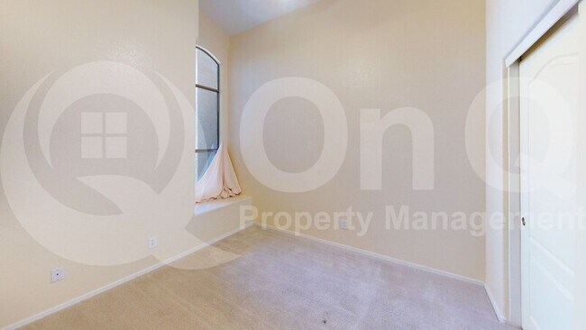 Building Photo - 9953 E Onza Ave